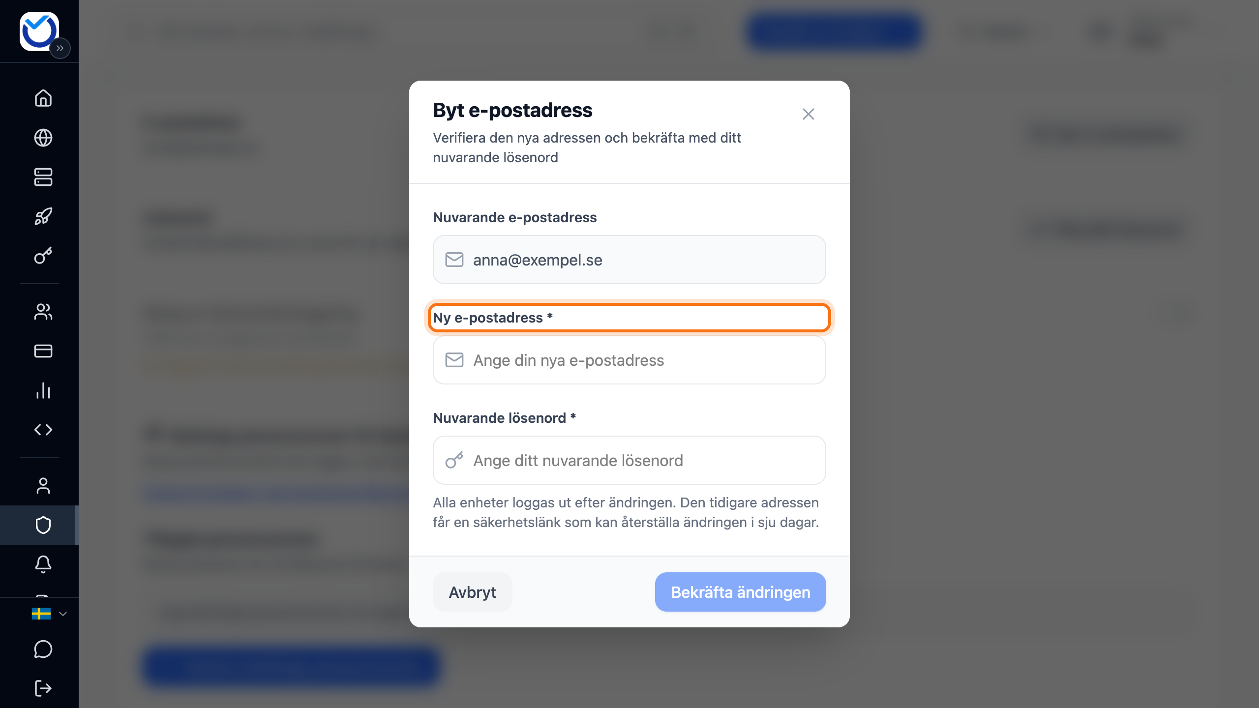 Rutan Byt e-postadress med fältet Ny e-postadress markerat