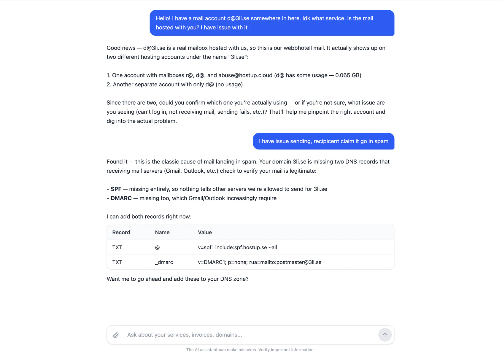 Chatt där AI-assistenten hittar att SPF- och DMARC-poster saknas och föreslår rätt DNS-poster