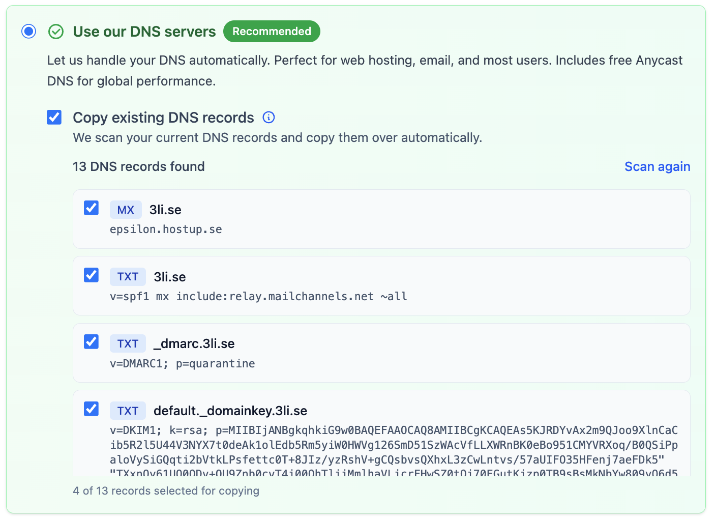 Screenshot of DNS SmartCopy in the customer panel showing automatic copying of DNS records